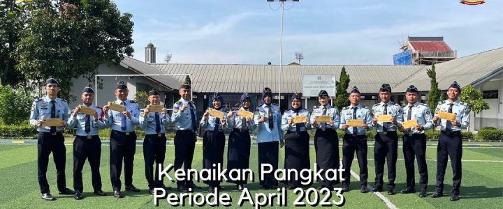 Apel Pagi Dan Penyematan Tanda Pangkat Kenaikan Pangkat Pegawai Di LPKA Bandung