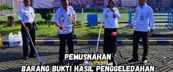 Pemusnahan Barang Bukti Hasil Penggeledahan di LPKA Bandung