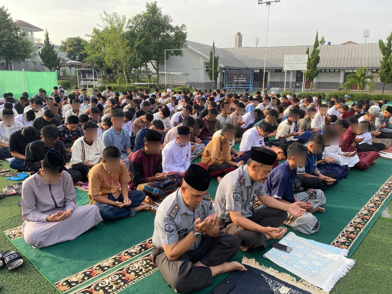Lebaran Penuh Haru di LPKA Bandung: Shalat Id hingga Kunjungan Ratusan Keluarga Warnai Hari Raya Anak Binaan