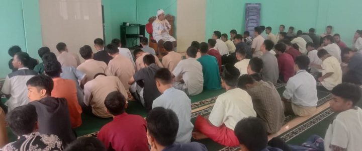 LPKA Bandung Laksanakan Kegiatan Rutin Pesantren sebagai Sarana Pembinaan Spiritual Anak Binaan LPKA Bandung Laksanakan Kegiatan Rutin Pesantren sebagai Sarana Pembinaan Spiritual Anak Binaan