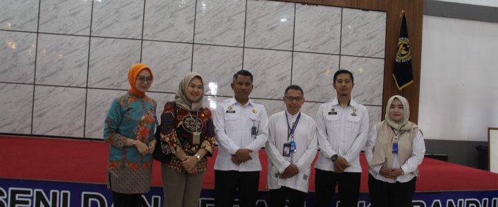 LPKA Bandung Salurkan Beasiswa PIP bagi Anak Binaan LPKA Bandung Salurkan Beasiswa PIP bagi Anak Binaan