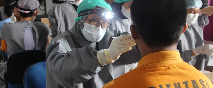 LPKA Bandung Gelar Penyuluhan dan Screening Kesehatan Gigi dan Mulut Bersama Fakultas Kedokteran Gigi Unpad LPKA Bandung Gelar Penyuluhan dan Screening Kesehatan Gigi dan Mulut Bersama Fakultas Kedokteran Gigi Unpad