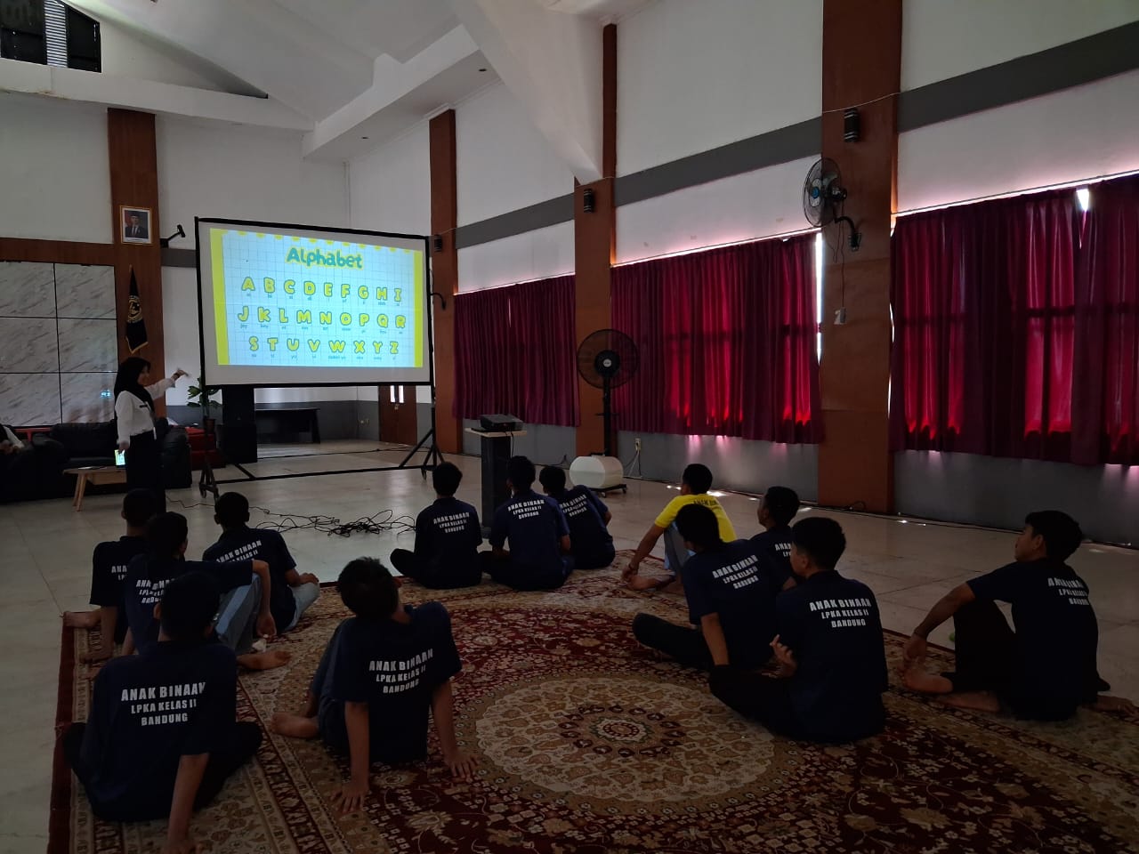 LPKA Kelas II Bandung Selenggarakan English Club untuk Tingkatkan Kemampuan Bahasa Inggris Anak Binaan