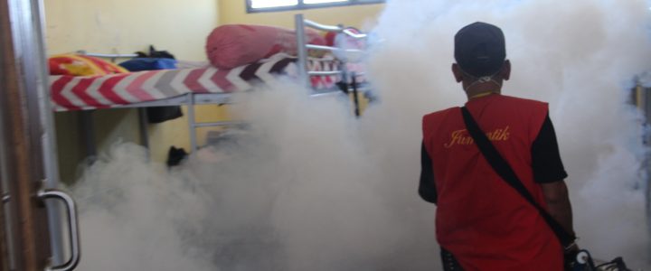 LPKA Kelas II Bandung Laksanakan Fogging Cegah Penyebaran Demam Berdarah Dengue LPKA Kelas II Bandung Laksanakan Fogging Cegah Penyebaran Demam Berdarah Dengue