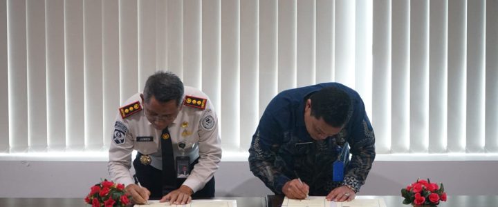 LPKA Kelas II Bandung Hadiri Penandatanganan Perjanjian Kerja Sama Mitra Rehabilitasi BNN Provinsi Jawa Barat LPKA Kelas II Bandung Hadiri Penandatanganan Perjanjian Kerja Sama Mitra Rehabilitasi BNN Provinsi Jawa Barat