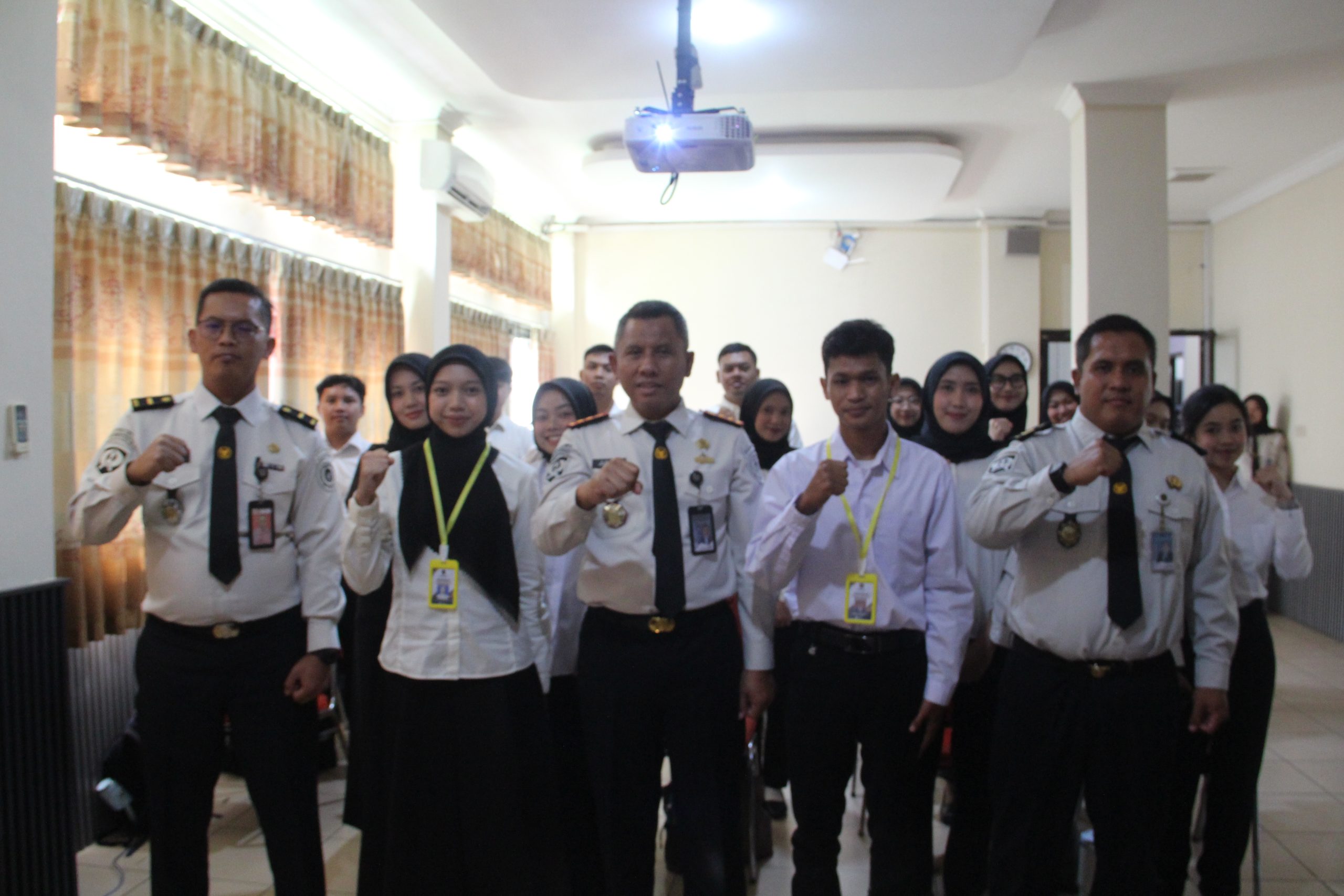 Hari Pertama MagangHub Kemnaker, Peserta Kenali Lingkungan Kerja di LPKA Bandung