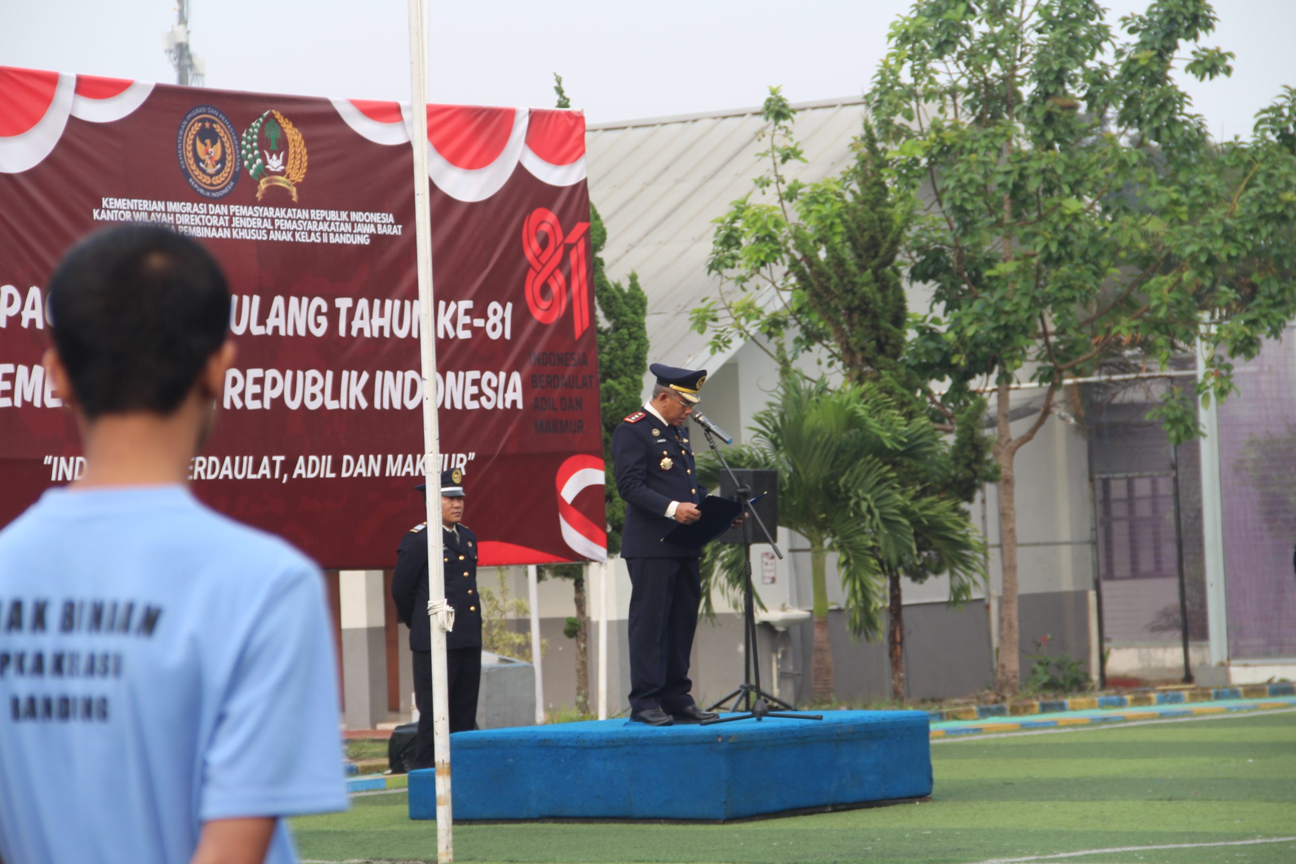 Memperingati HUT ke-81 Kemerdekaan RI, LPKA Kelas II Bandung Laksanakan Upacara dan Penyerahan Remisi serta PMP Umum bagi Anak Binaan