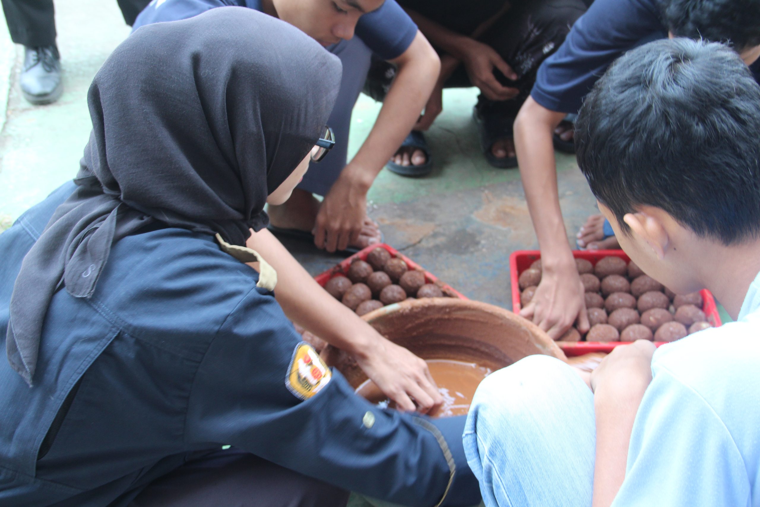 Asah Keterampilan dan Kemandirian, Anak Binaan LPKA Bandung Ikuti Pelatihan Pembuatan Telur Asin
